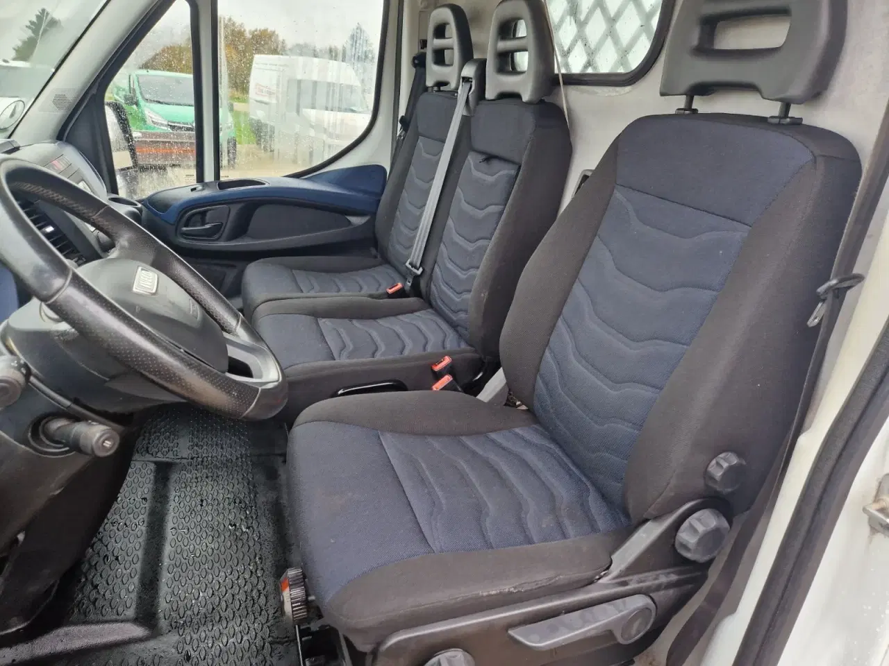 Billede 12 - Iveco Daily 3,0 35S18 12m³ Van AG8