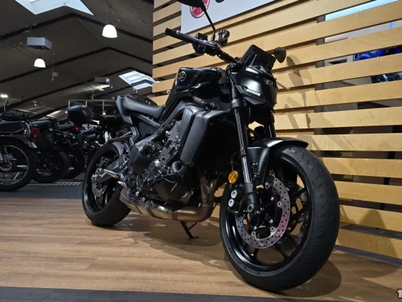 Billede 3 - Yamaha MT-09 DEMO - Inkl. valgfri org. udstyr for 10.000 kr.