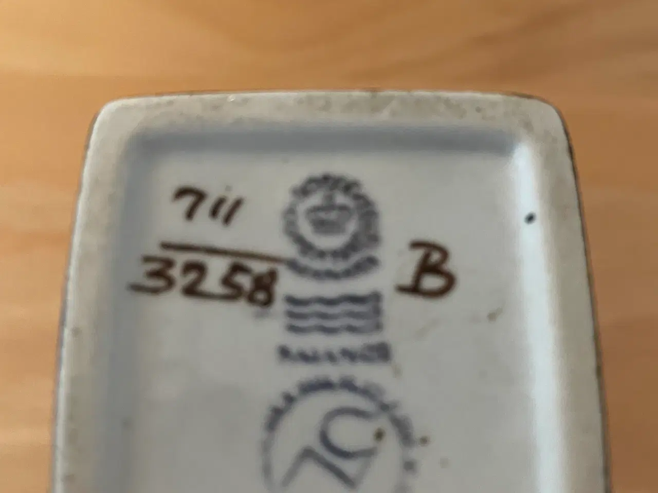 Billede 3 - Royal Copenhagen vase Baca fajance 711/3258