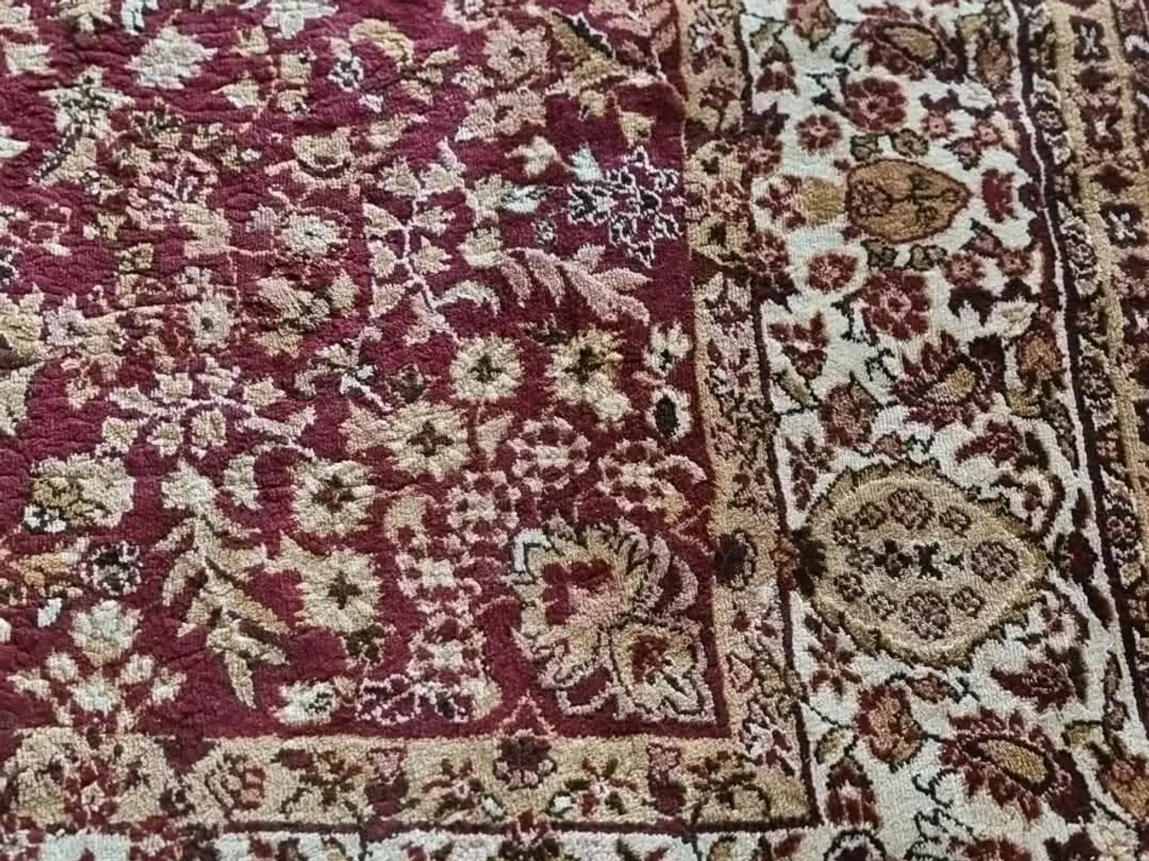 Billede 2 - Tæppe i persisk stil (200x200 cm)