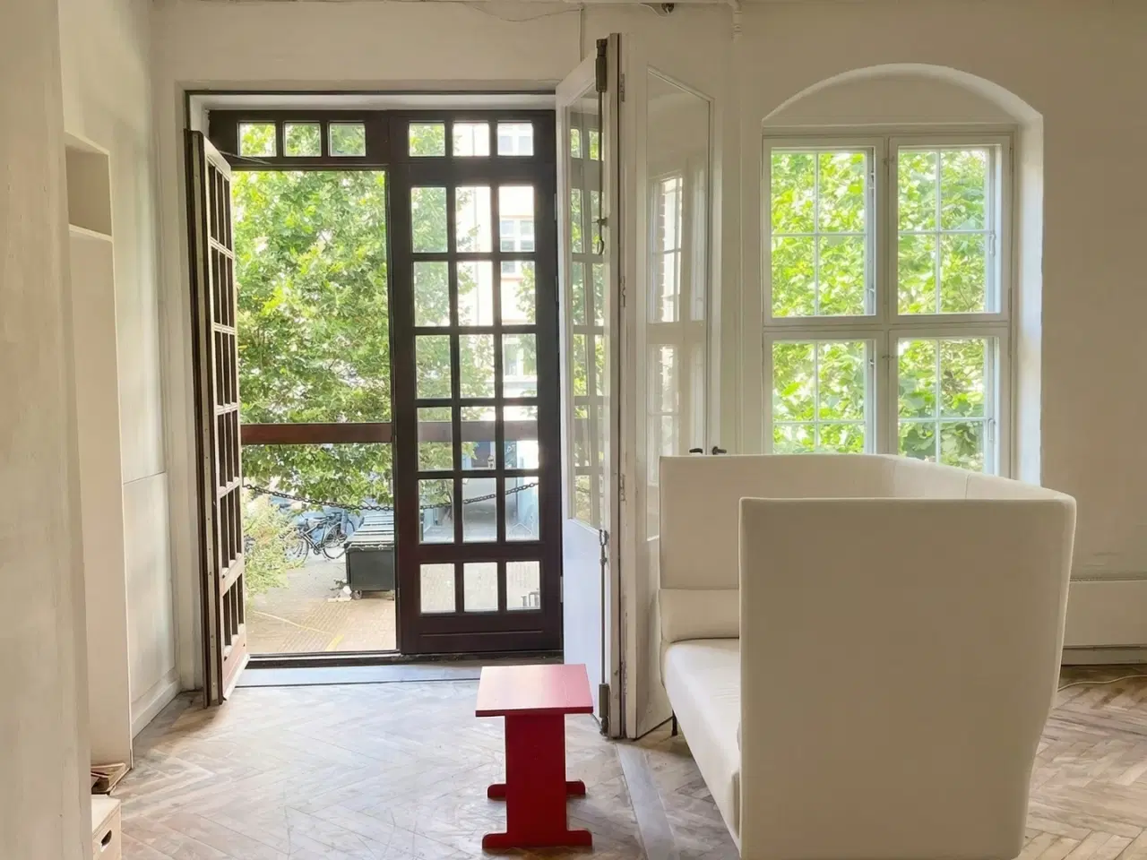 Billede 4 - Coworkingplads til leje i højloftet pakhus på Vesterbro