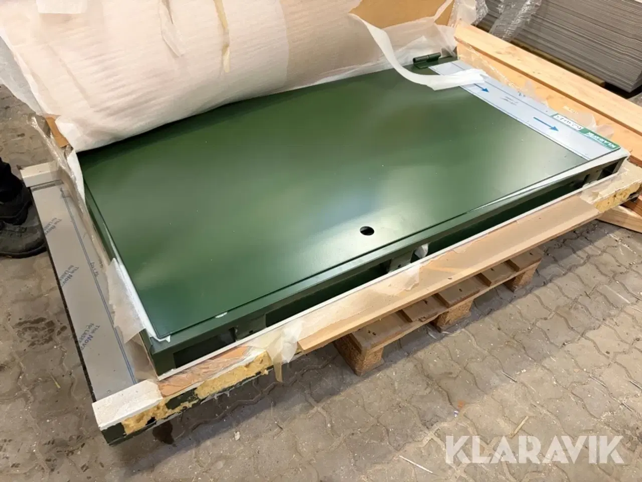 Billede 1 - Metal døre 2 styk