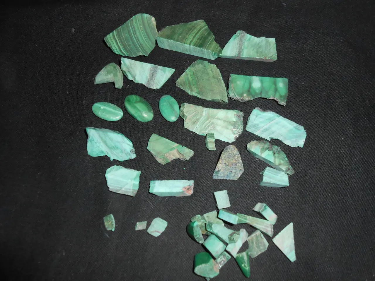 Billede 1 - Malakit lommesten er en populær krystal