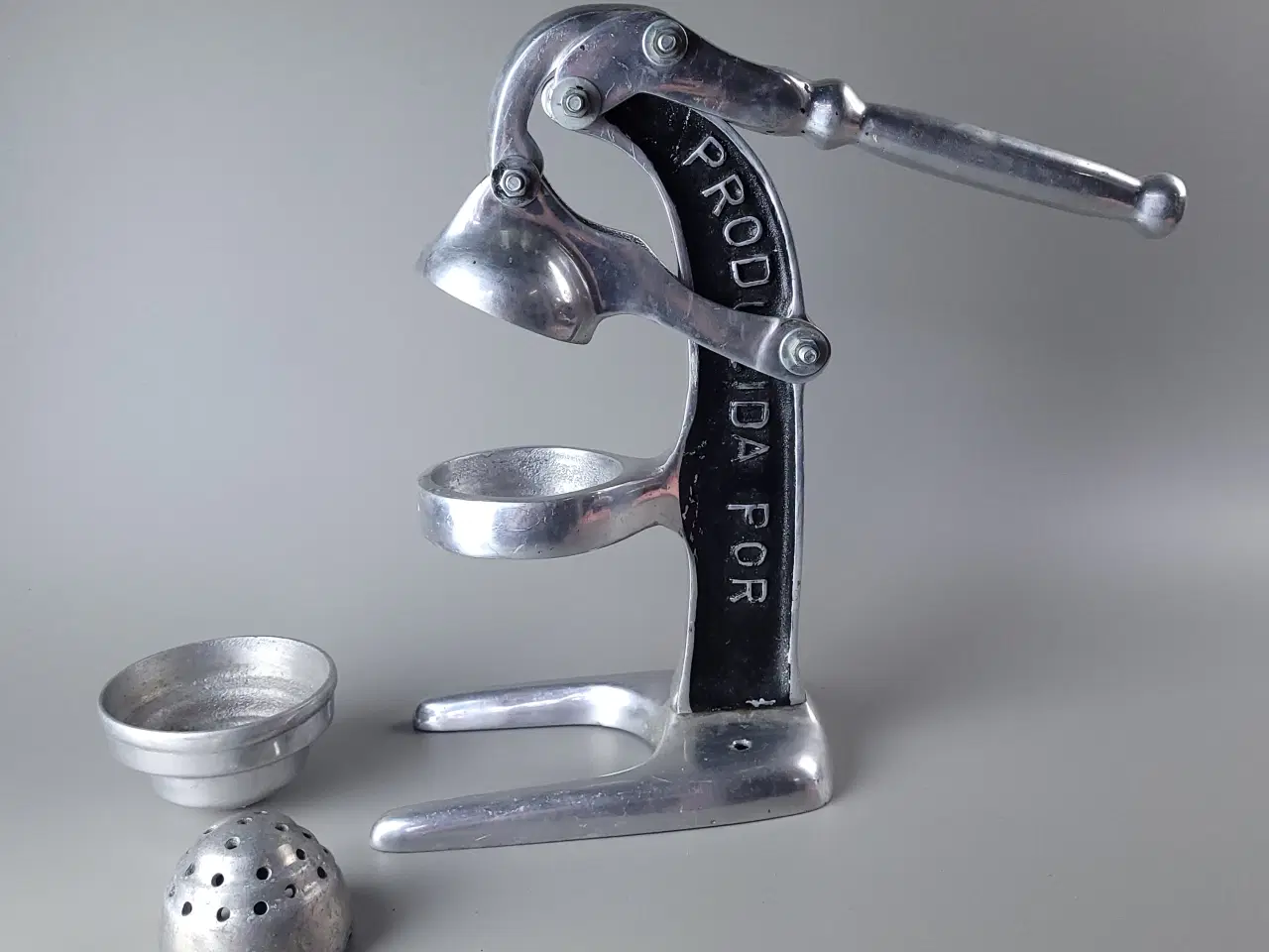 Billede 3 - ⭐️-Vintage Emblecar Frugtpresser / Juicer - Robust