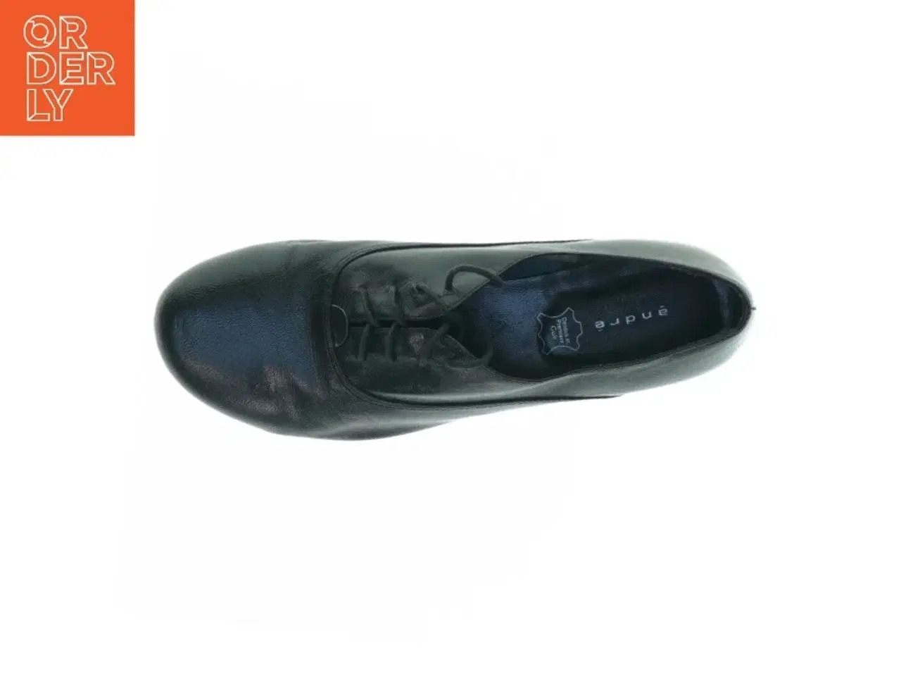 Billede 2 - Lædersko til damer fra André (str. 39)