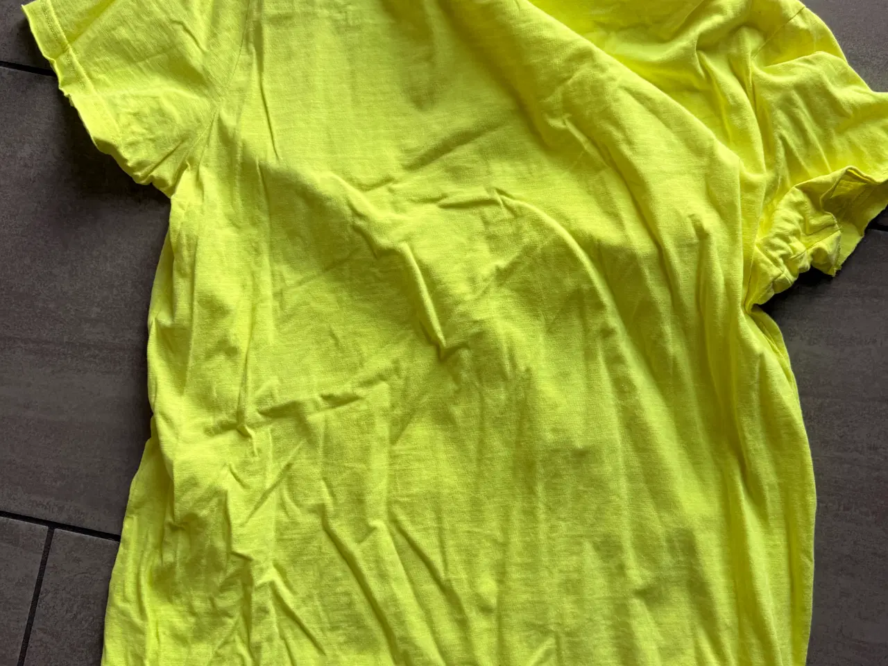 Billede 3 - T-shirt, neon gul, Clayton, str. L