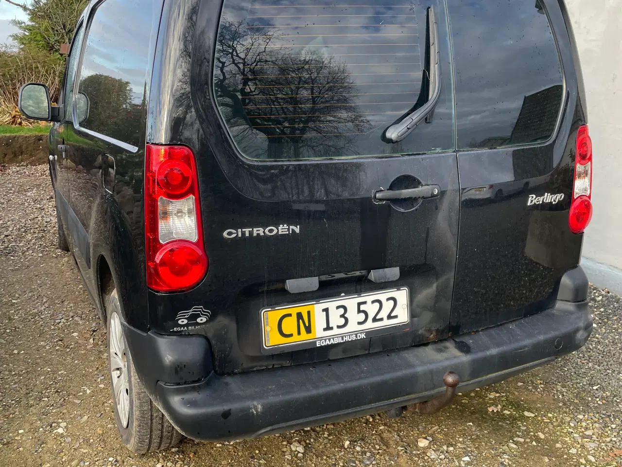 Billede 2 - Van med anhængertræk