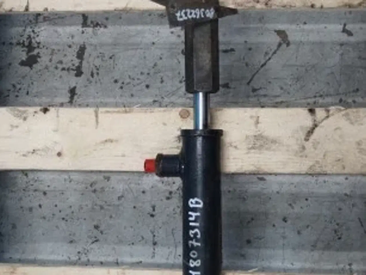 Billede 11 - New Holland 8060 Cylinder 84807314