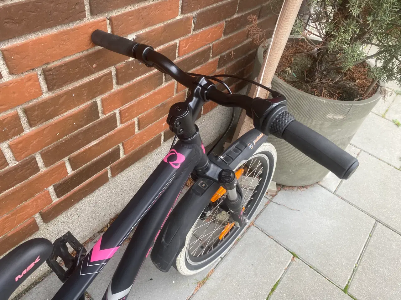 Billede 3 - Købt til 5499 kr 🤑 20 tommer lækker model 