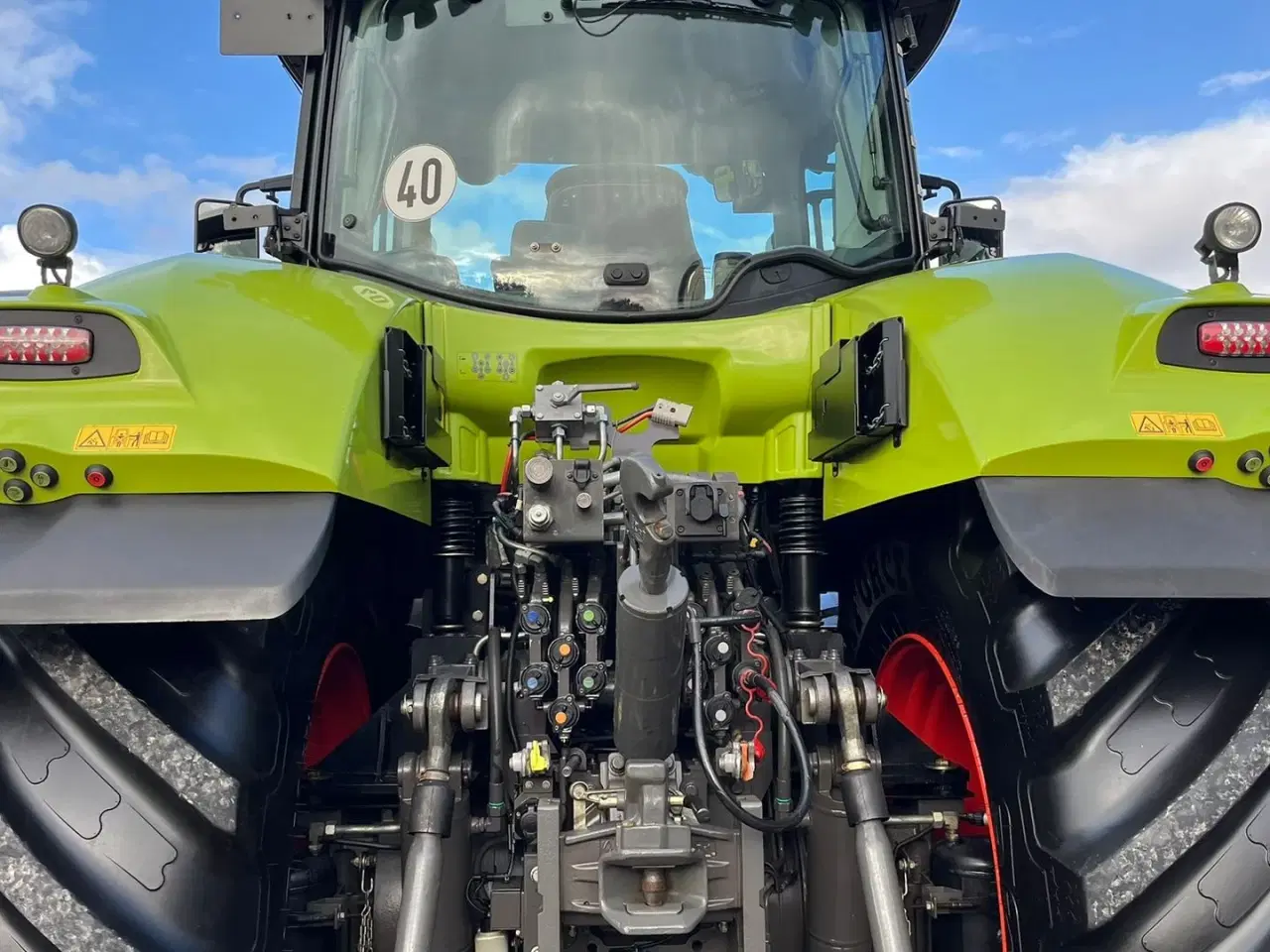 Billede 16 - CLAAS Axion 930 CMatic Med næsten nye dæk, frontlift og evt et RTK GPS anlæg