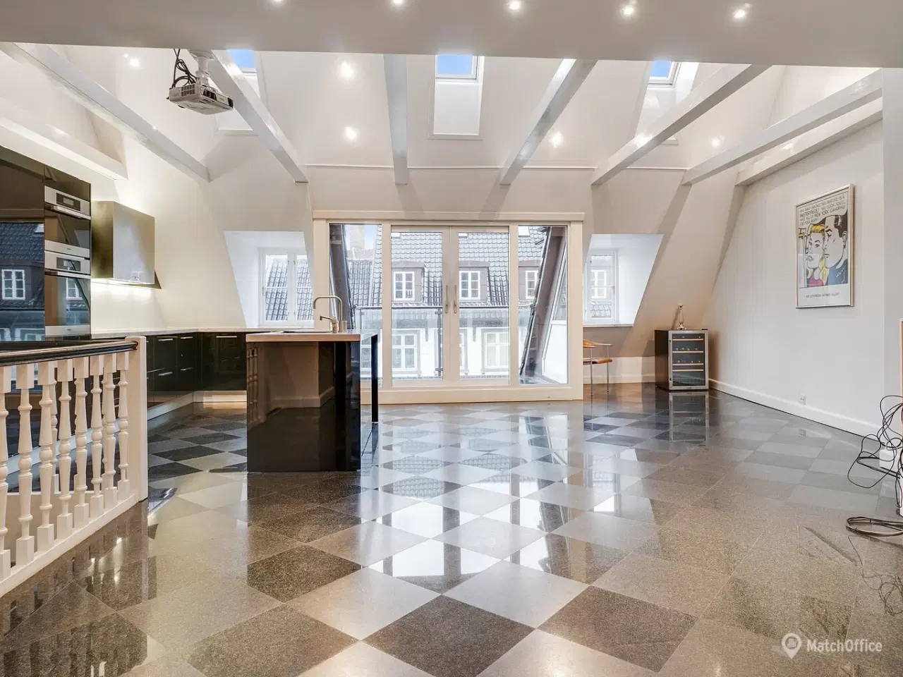 Billede 6 - I smuk og præsentabel ejendom udlejes kontorer i varierende størrelser