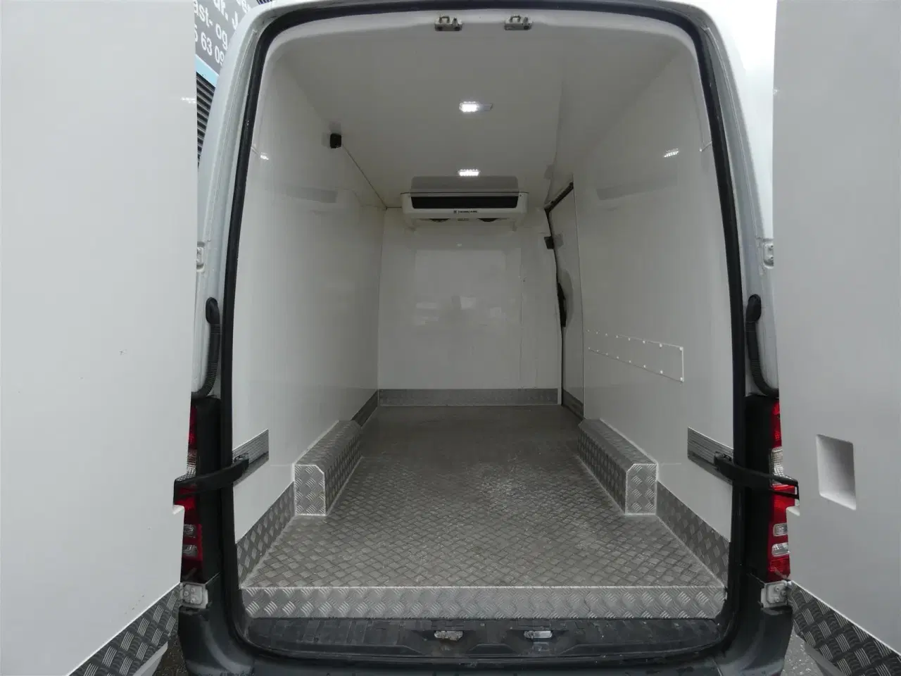 Billede 1 - Mercedes-Benz Sprinter 316 2,1 CDI A2 H2 RWD 7G-Tronic 163HK Van Aut.