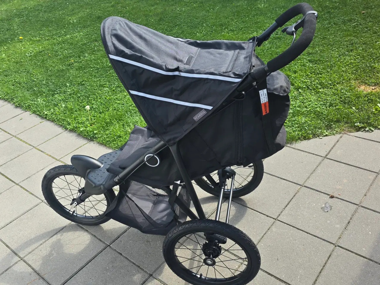 Billede 1 - Barnevogn/løbejogger solace 2.0 helt ny