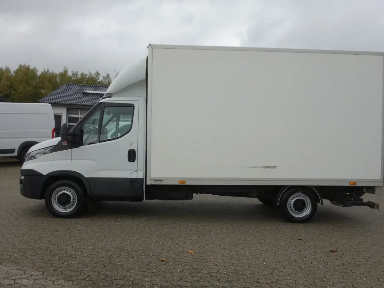 Billede 3 - Iveco Daily 2,3 35S16 Alukasse m/lift AG8