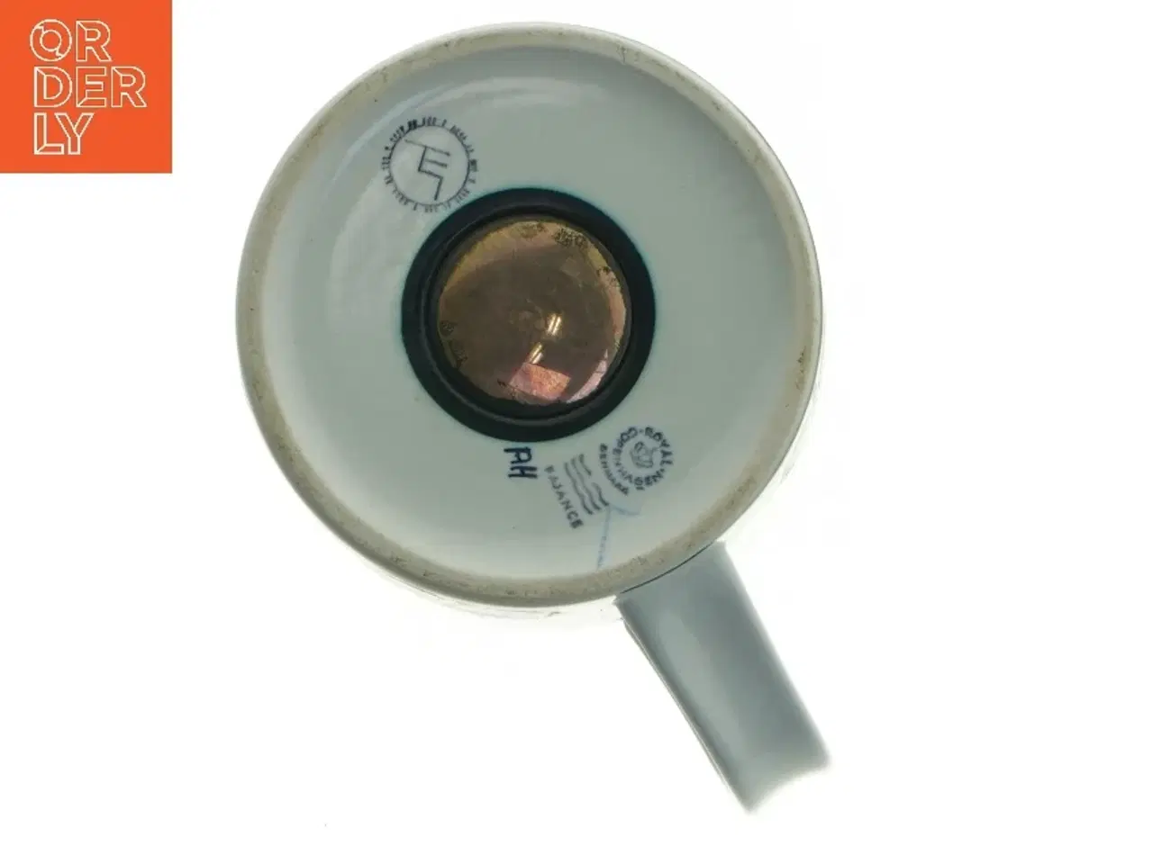 Billede 4 - Royal Copenhagen årskrus 1974 (str. 12 cm)