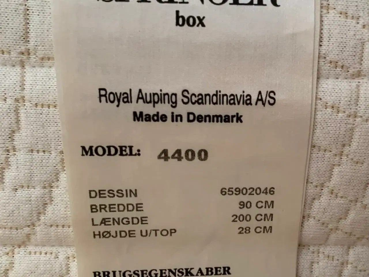 Billede 5 - Komfortabel Auping dobbelt seng med madras- både 1