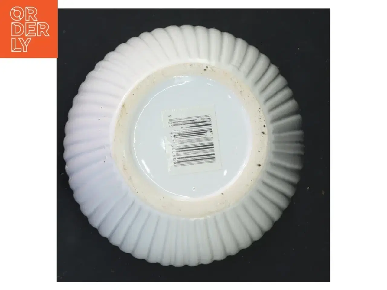 Billede 3 - Hvid keramikpotte med riller (str. Ø 14x13 cm)
