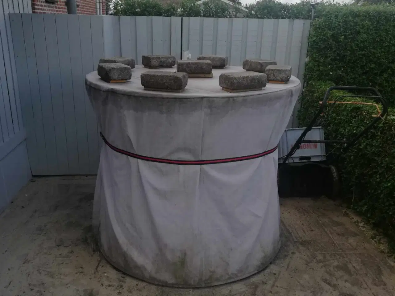 Billede 3 - Special Havebord/bar Højde 110cm Diameter 130cm