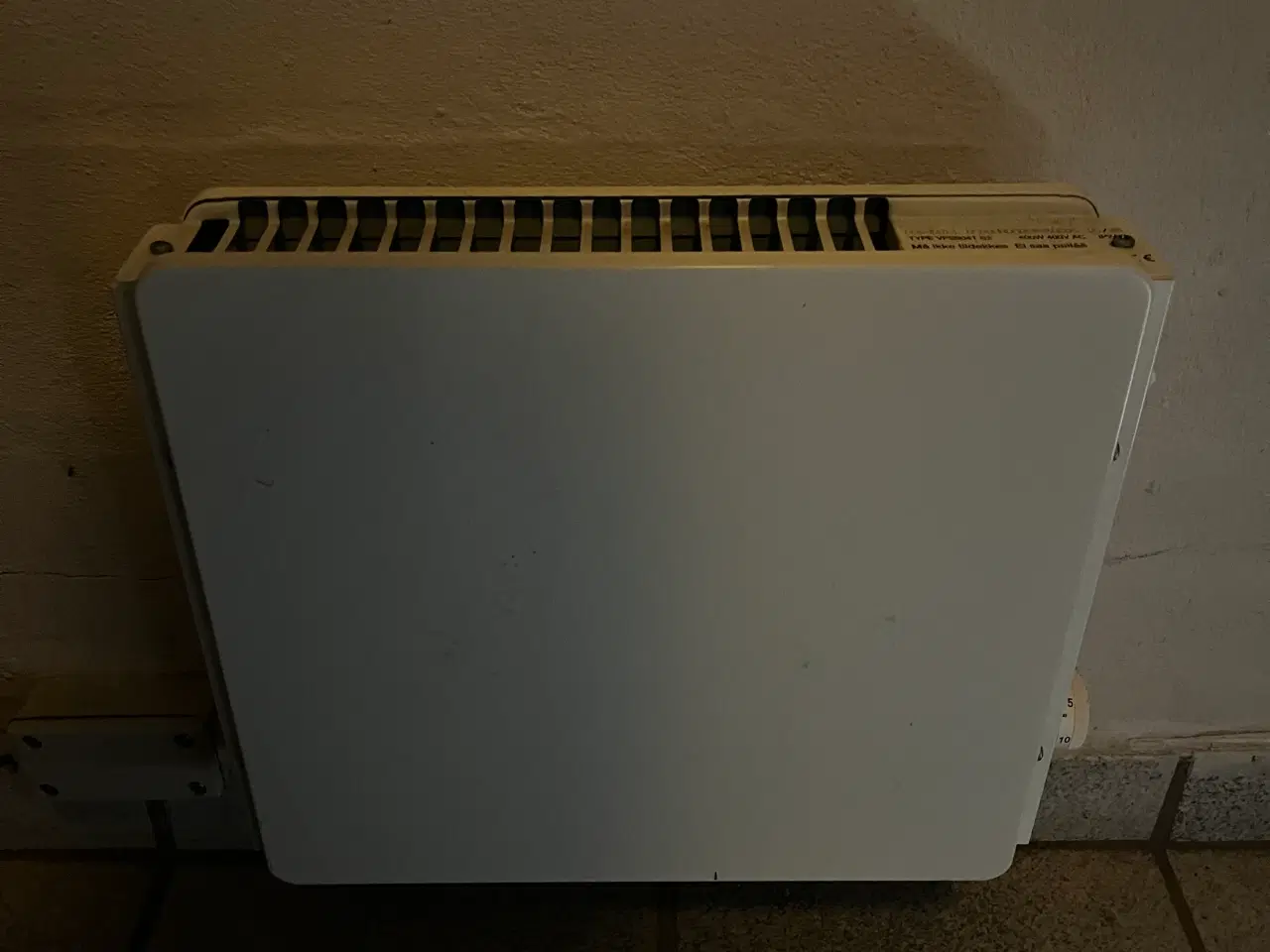 Billede 1 - ADAX 400W el-radiatorer til vådrum