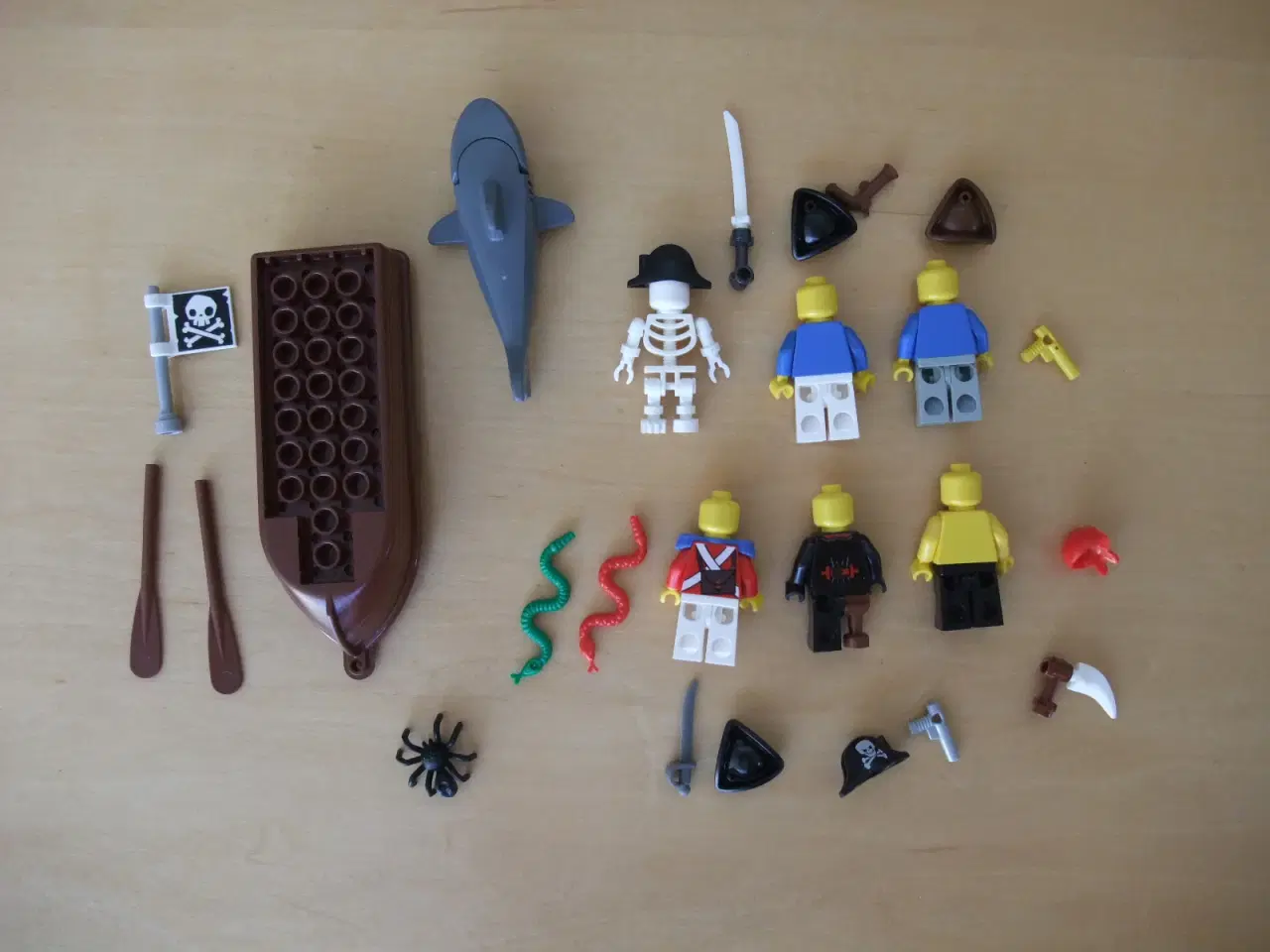 Billede 6 - Lego Pirates Figurer+Tilbehør 