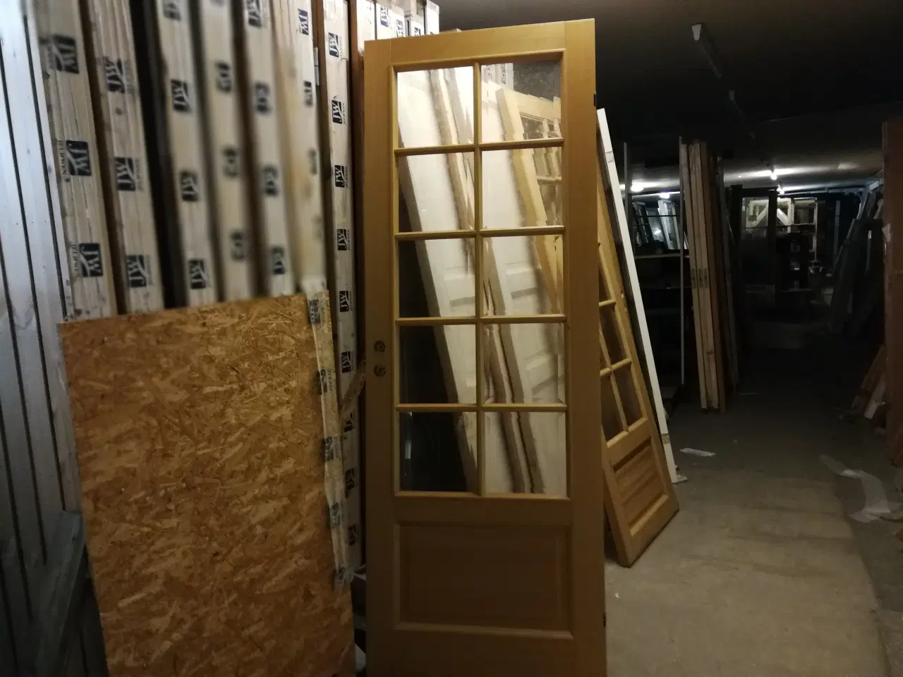 Billede 1 - NY  GLASDØR M/FACETSLEBET GLAS KR 1900