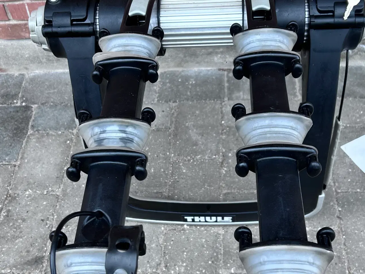 Billede 3 - Thule cykerholder til bagklap