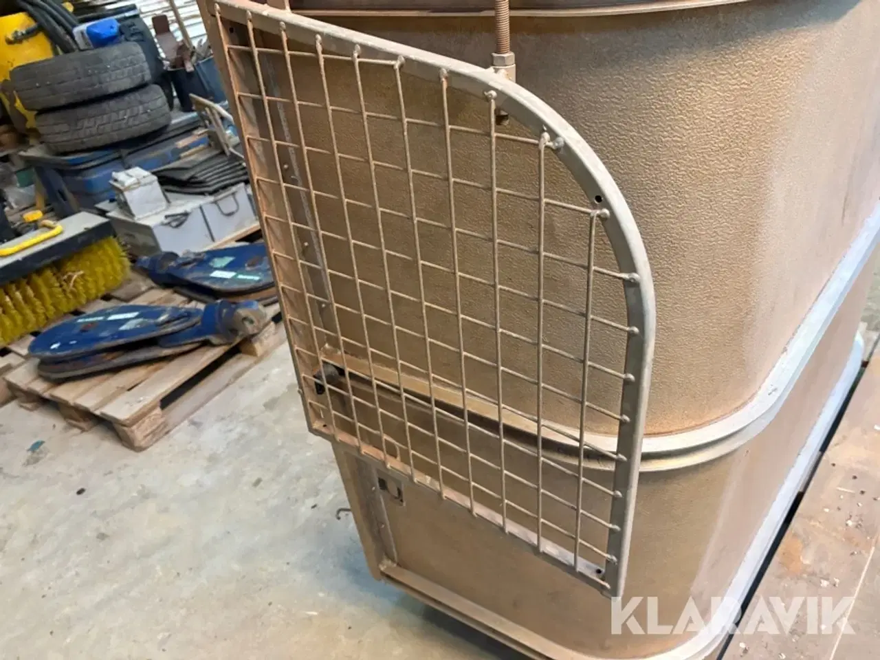 Billede 12 - Hundebur passer på en John Deer Gator