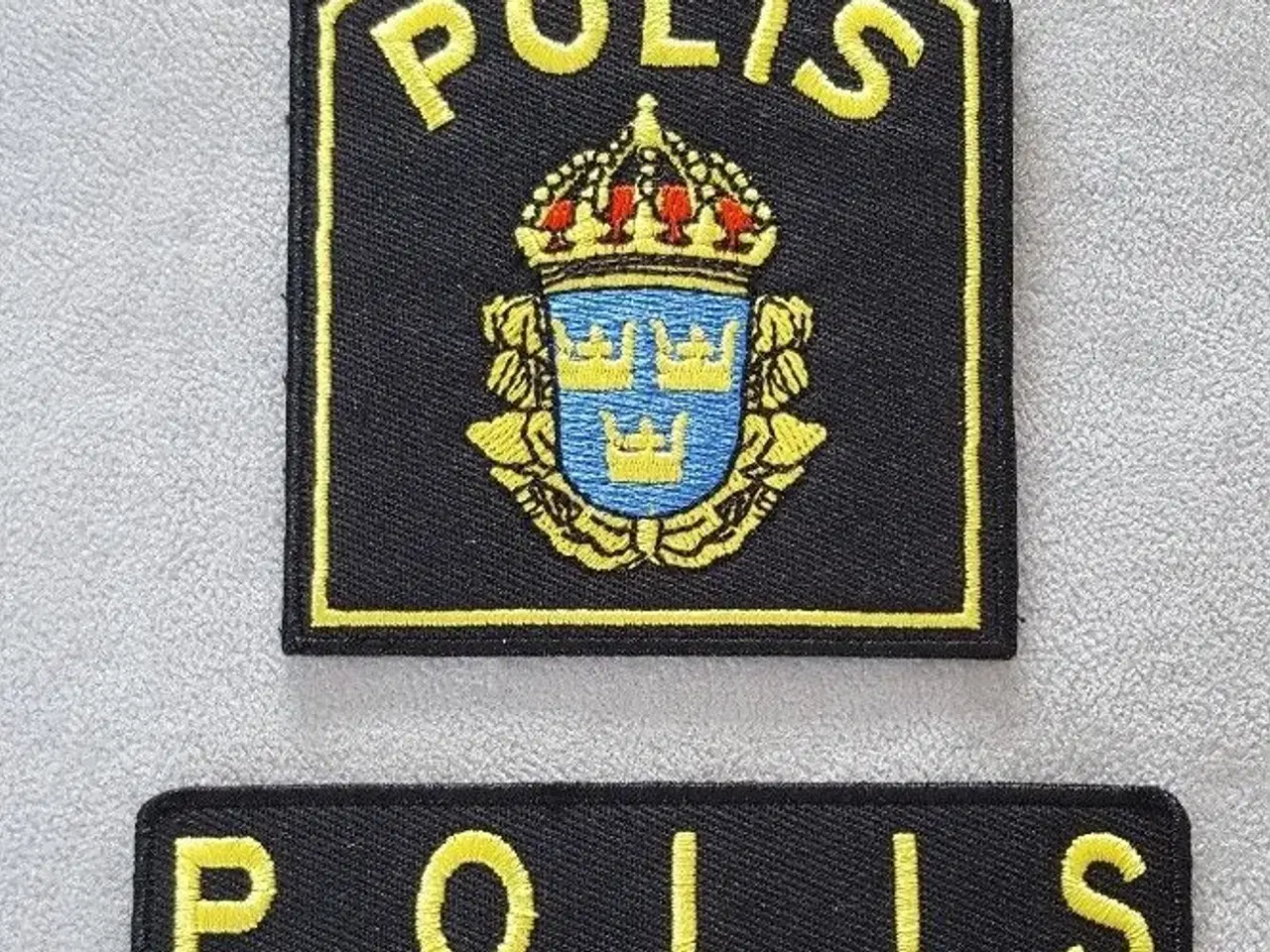 Billede 1 - Sverige politi 2 tøjmærker