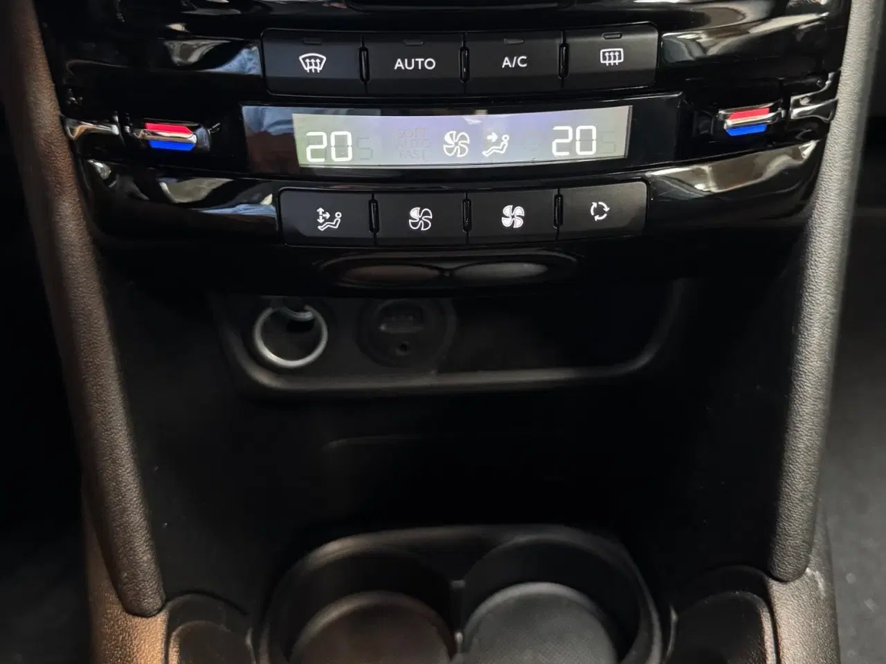 Billede 15 - Peugeot 208 1,6 BlueHDi 100 Desire Sky