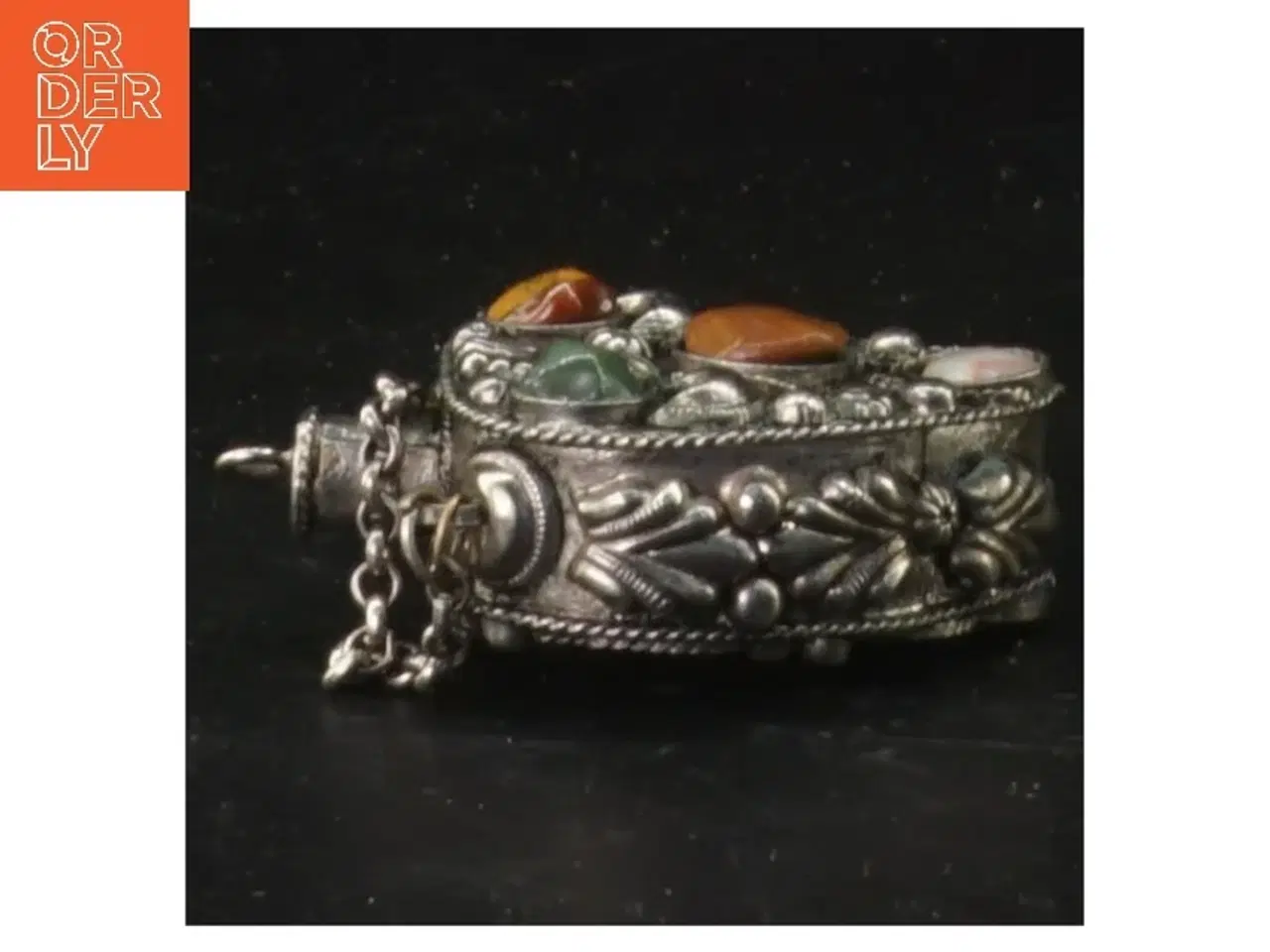 Billede 3 - Vintage hjerteformet parfume vedhæng med sten (str. 6x5 cm)