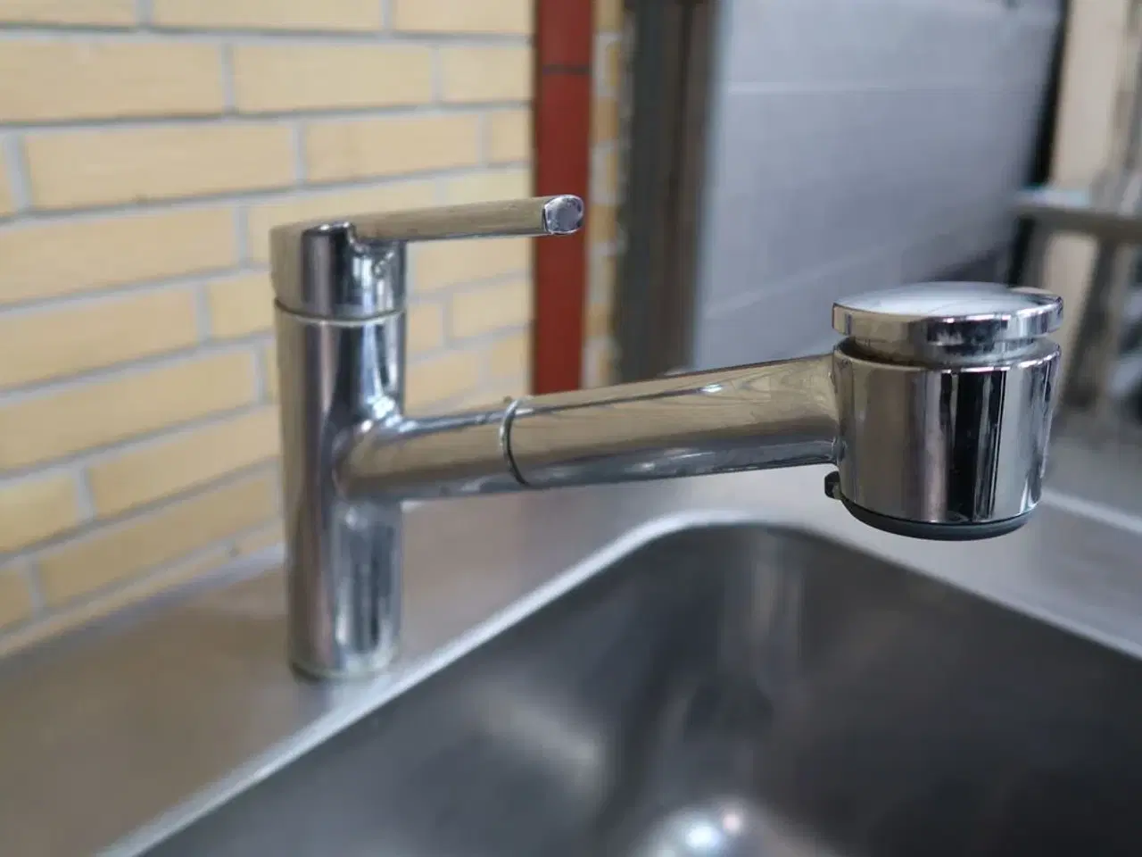 Billede 6 - Rustfri stålbord med vask & underhylde