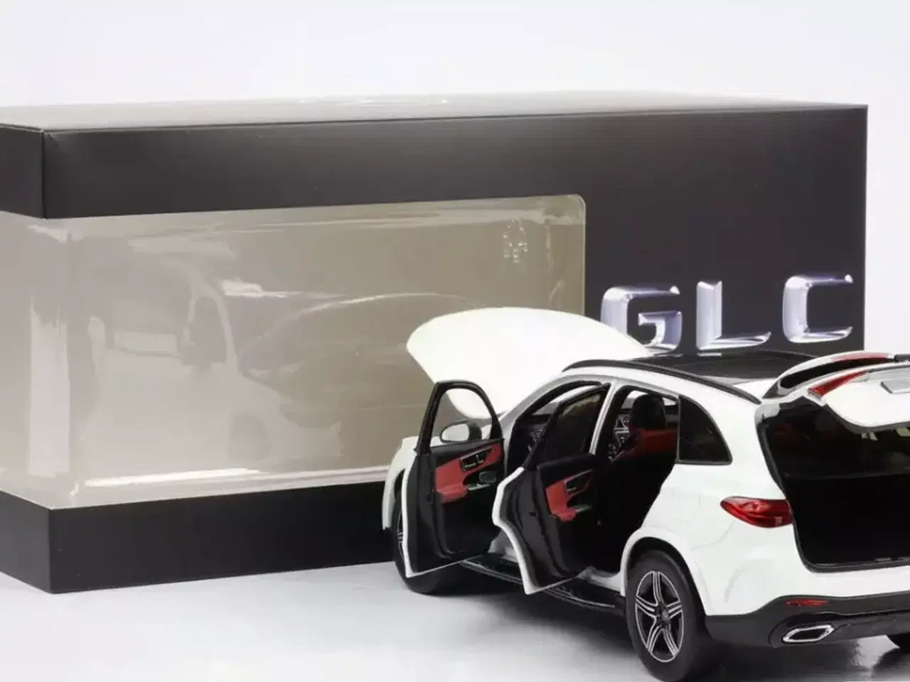 Billede 6 - 1:18 Mercedes GLC AMG Line X254 2023