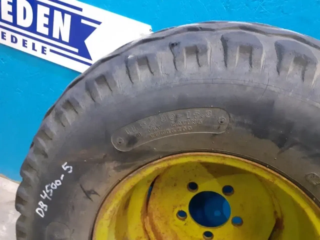 Billede 3 - 15.3"   11.5/80-15.3