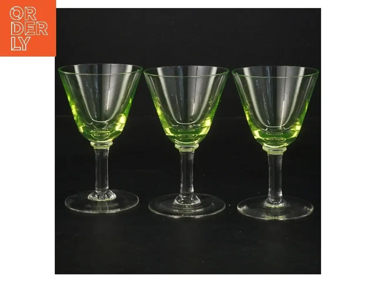 Billede 1 - Grønne vinglas (str. 12 cm, 3 styk cm)