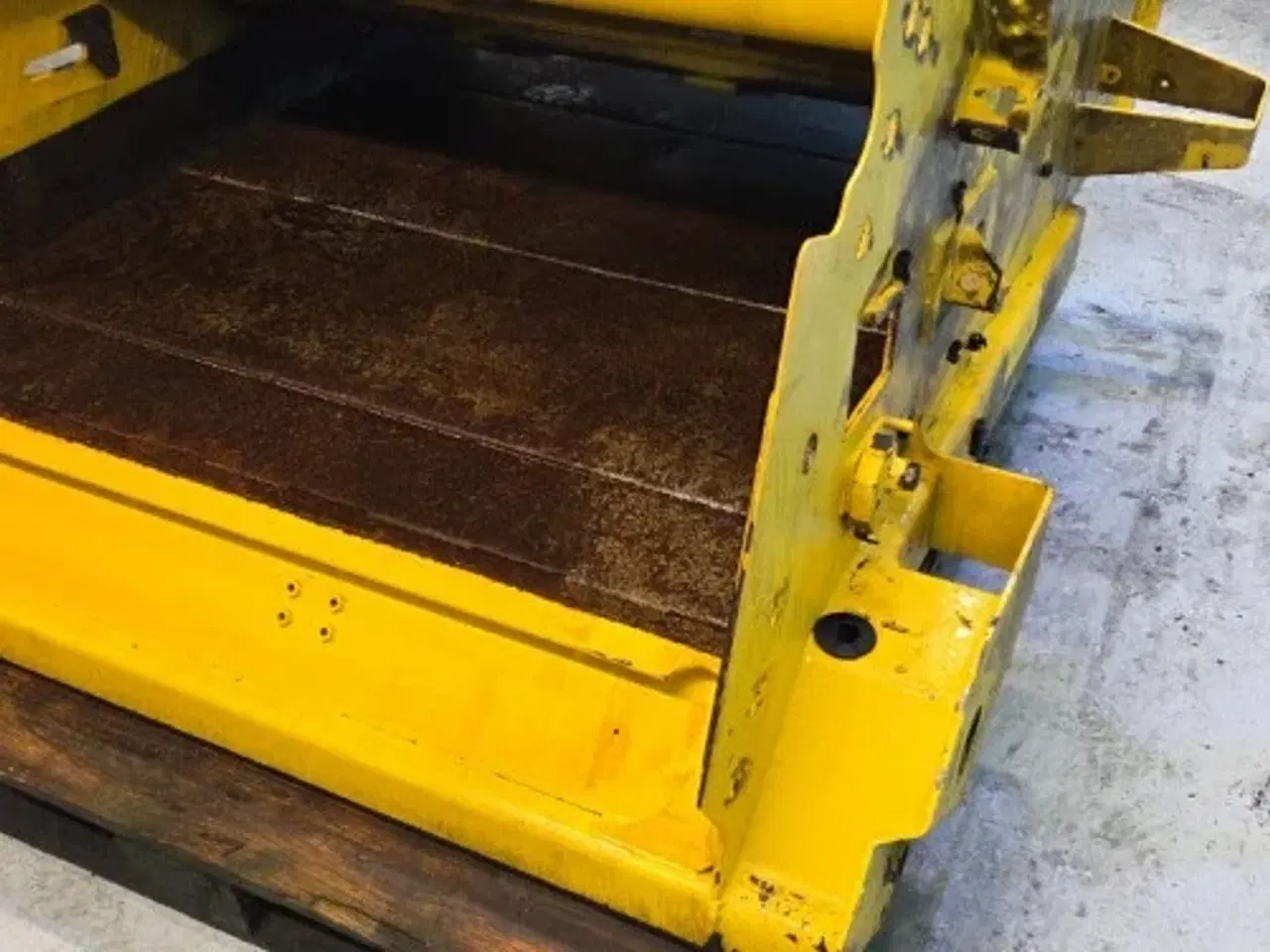 Billede 13 - New Holland CR9.90 Indføringskanal 47561483