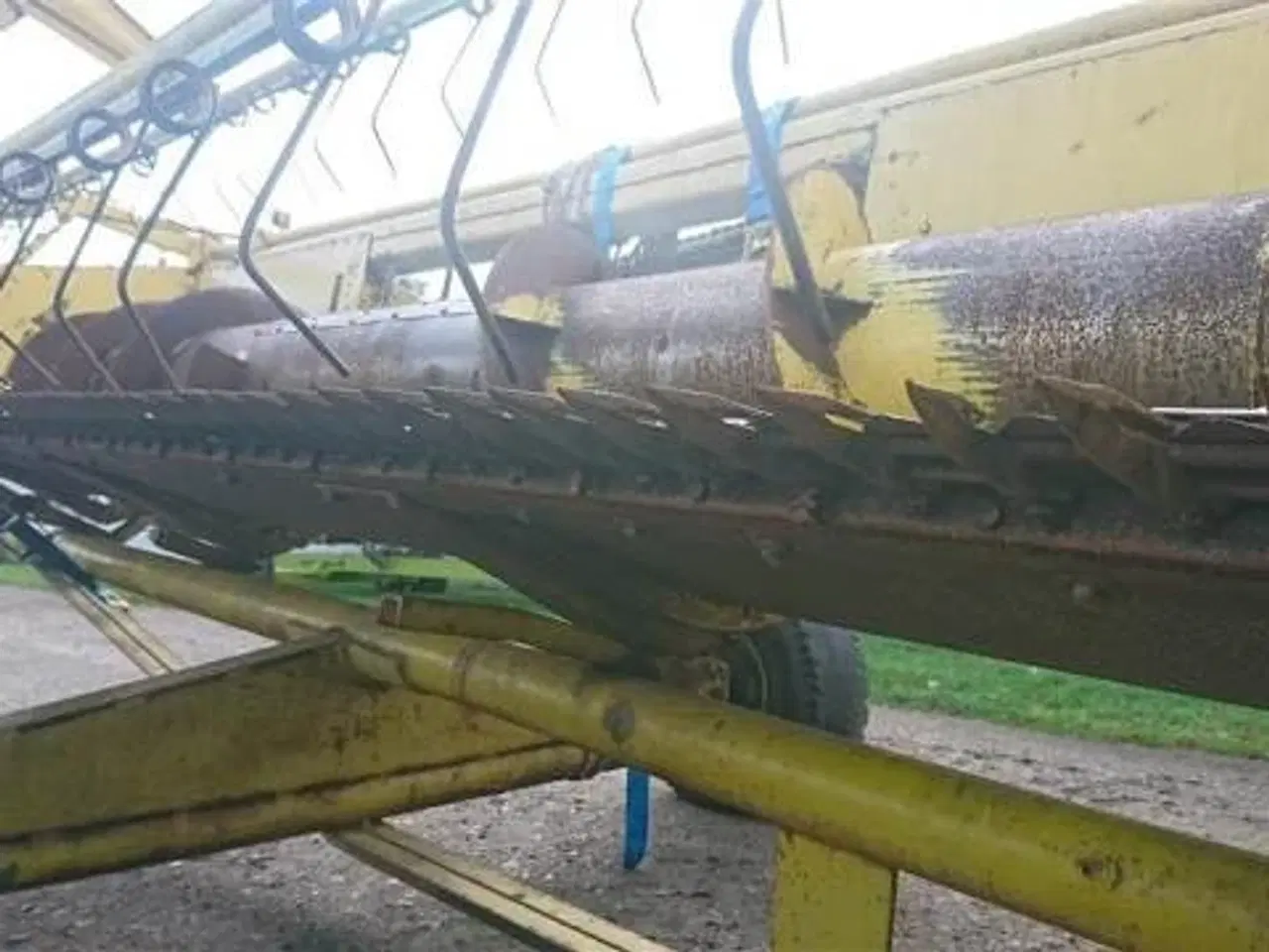 Billede 3 - New Holland 13"