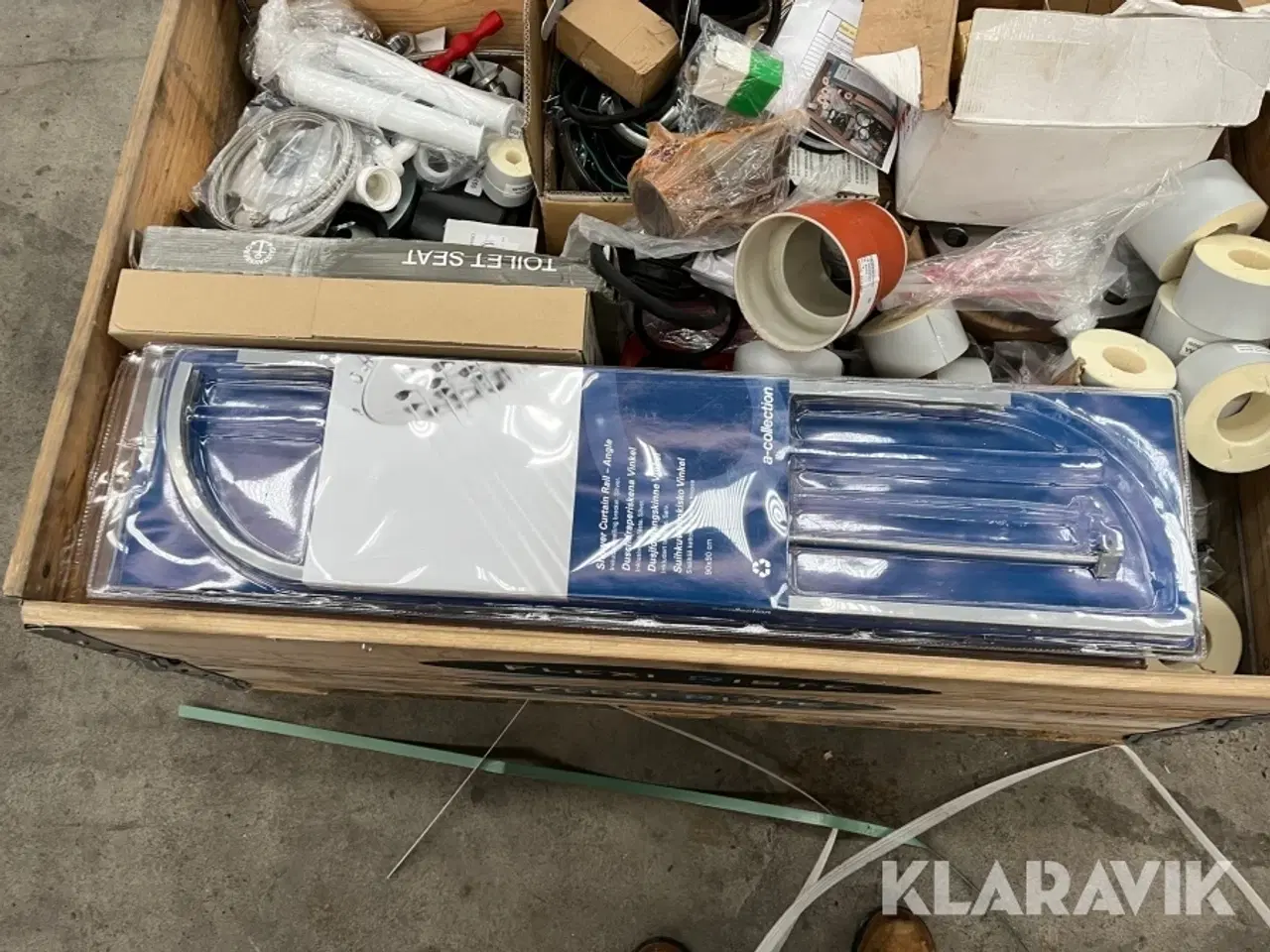 Billede 4 - Lot - fittings, rørbærere, toiletsæder og øvrigt