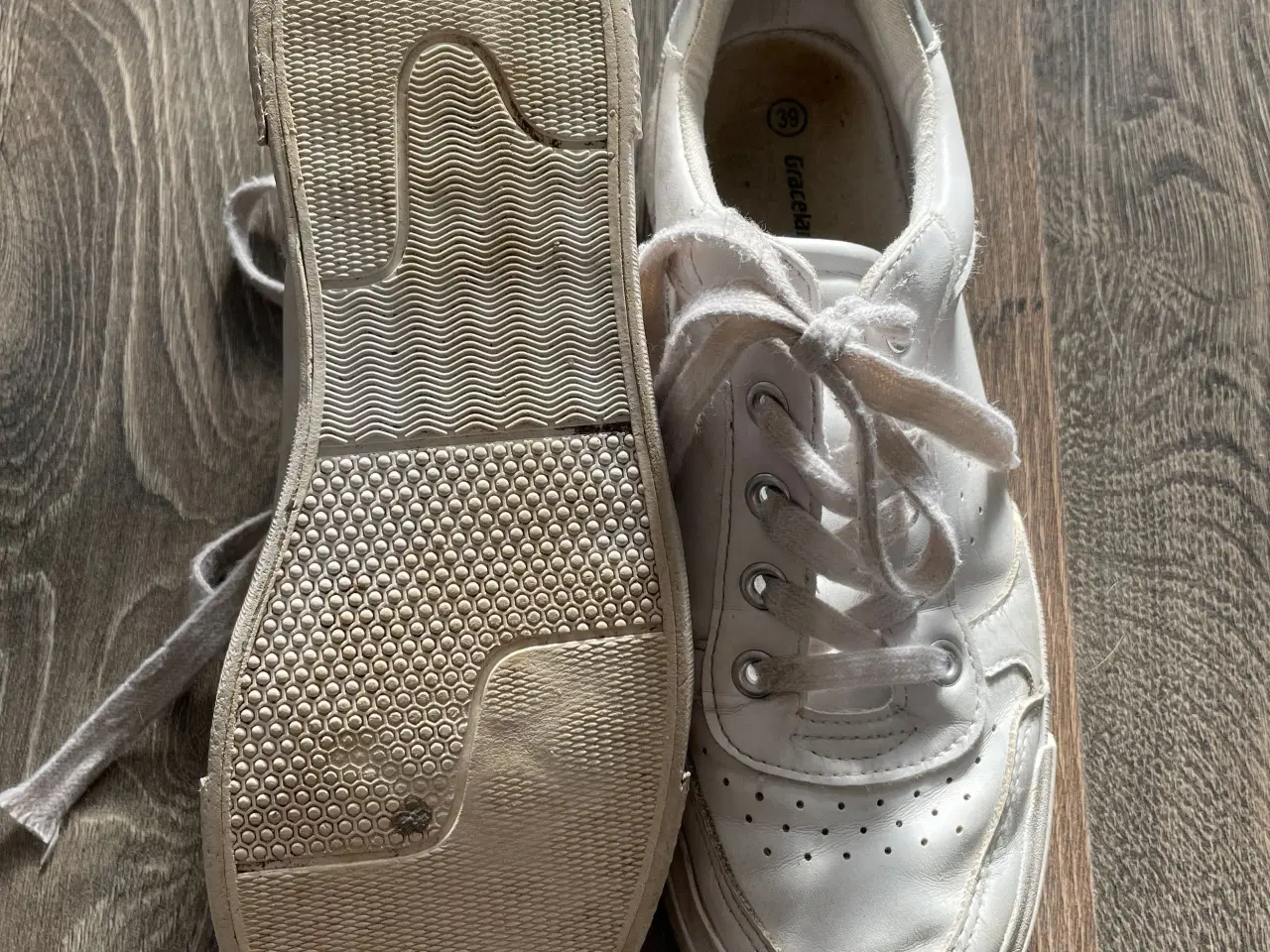 Billede 2 - Sneakers sko str 39