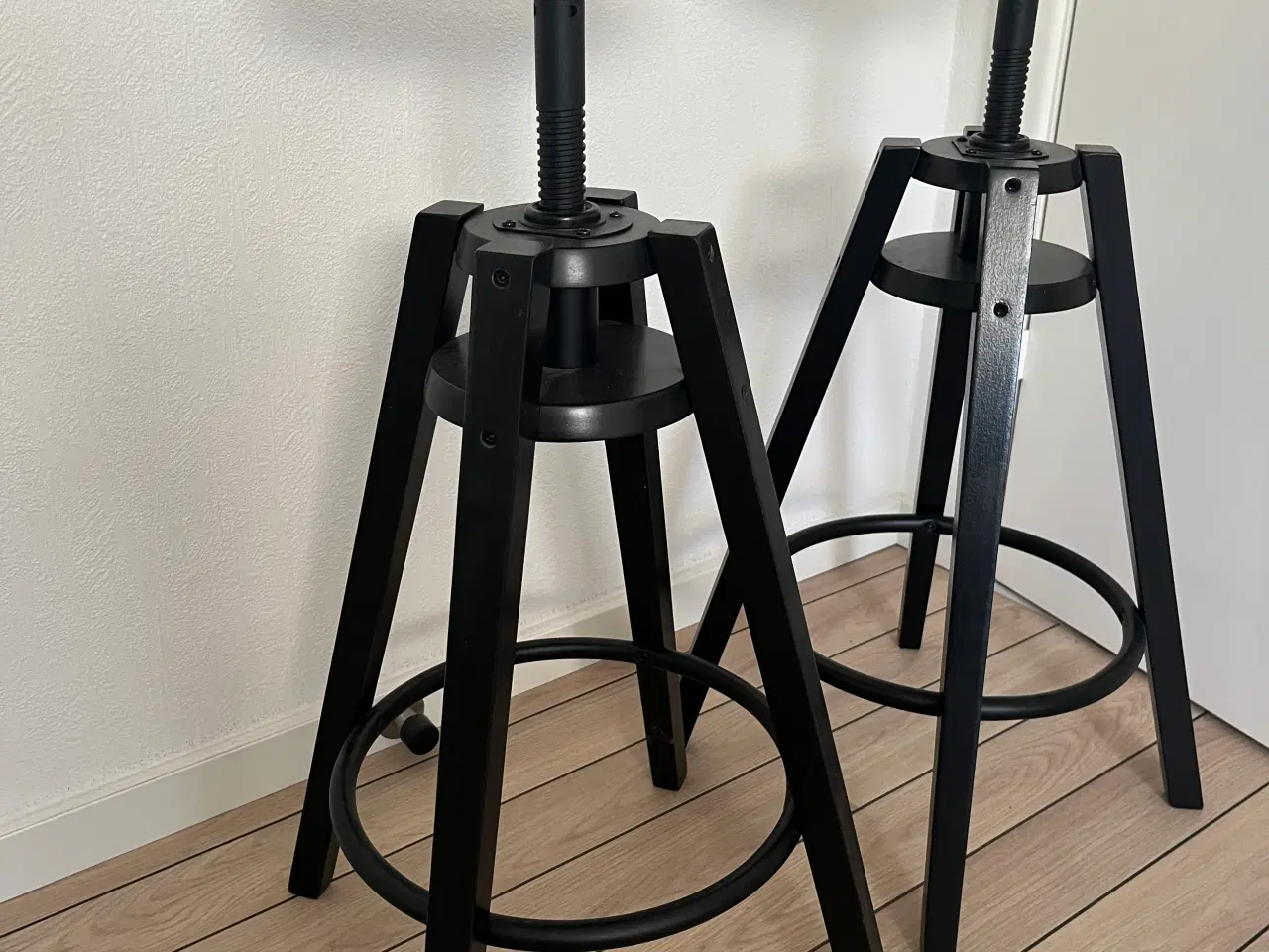 Billede 3 - Barstole, sorte fra IKEA