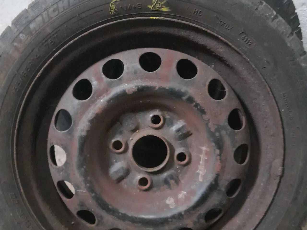 Billede 9 - Peugeot 107  155/65 x14 ca 5 mm fire stk