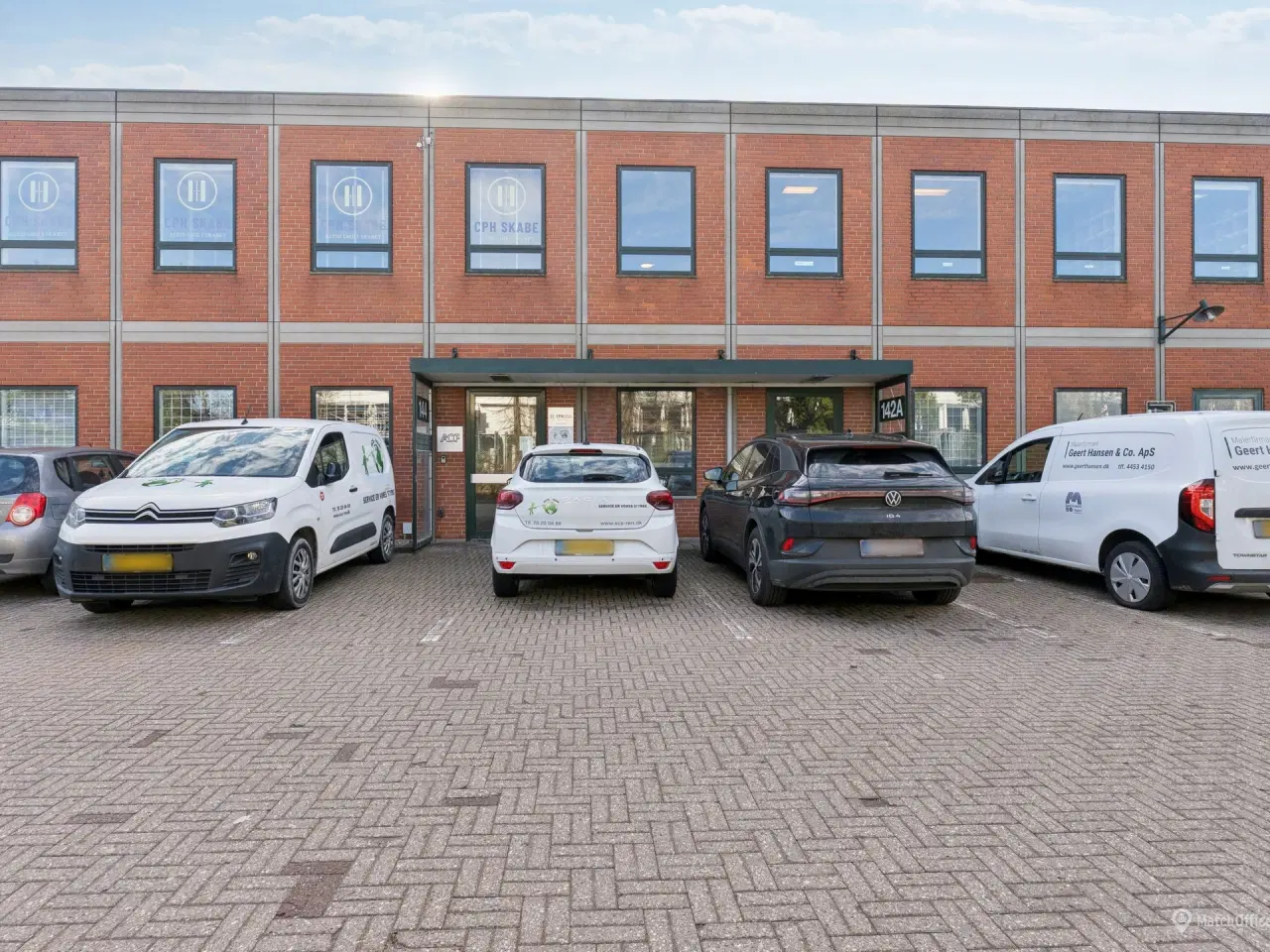 Billede 8 - Kontor i velfungerende erhvervsområde