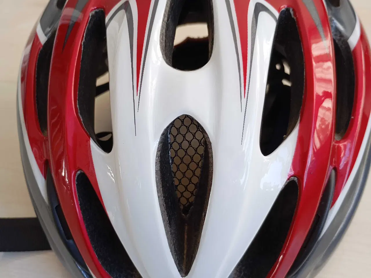 Billede 3 - GIRO hjelm. Str. 54-60 cm.