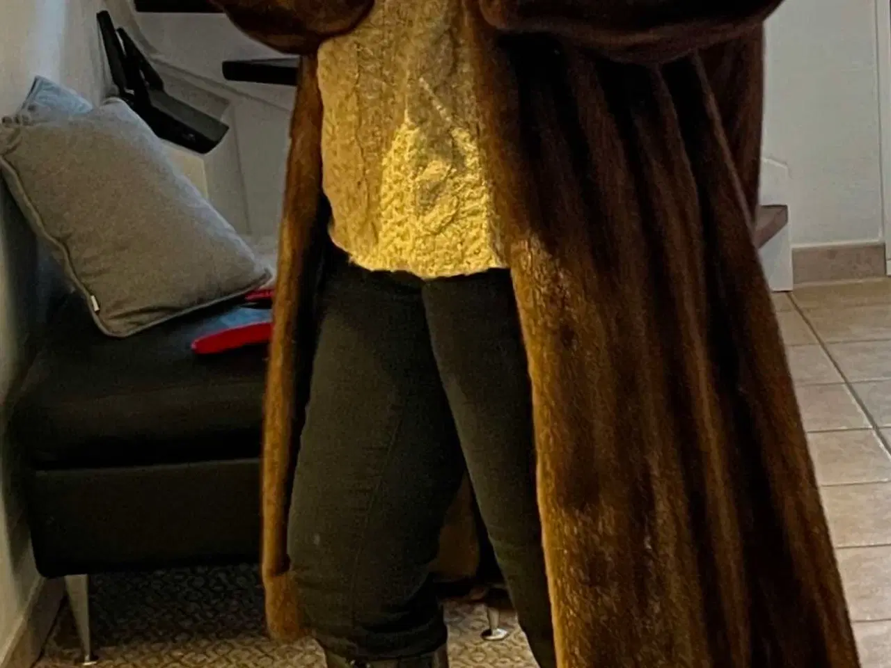 Billede 1 - Virkelig smuk og elegant minkkåbe