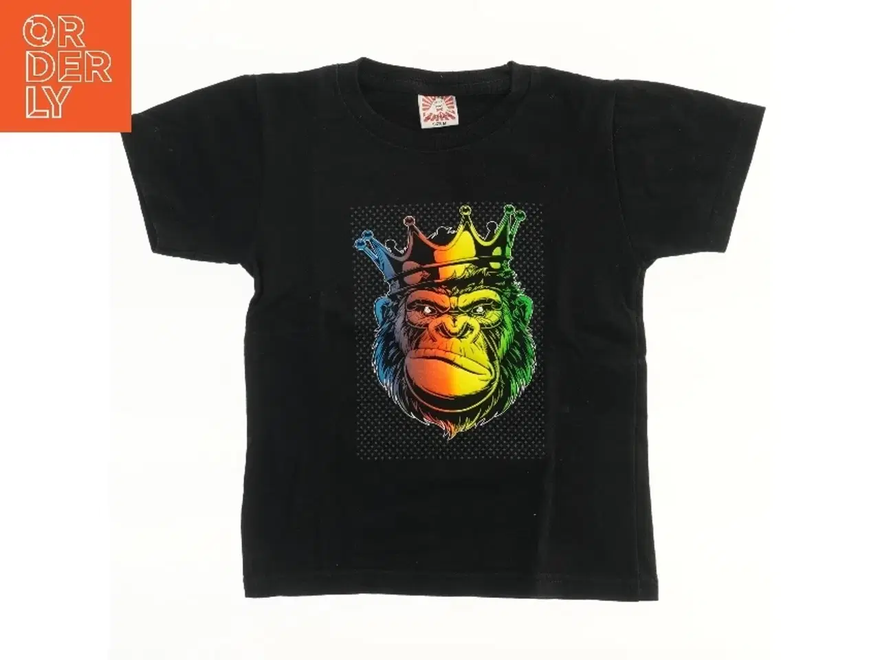 Billede 2 - Sort T-shirt med mønster fra The Phantom (str. 116)