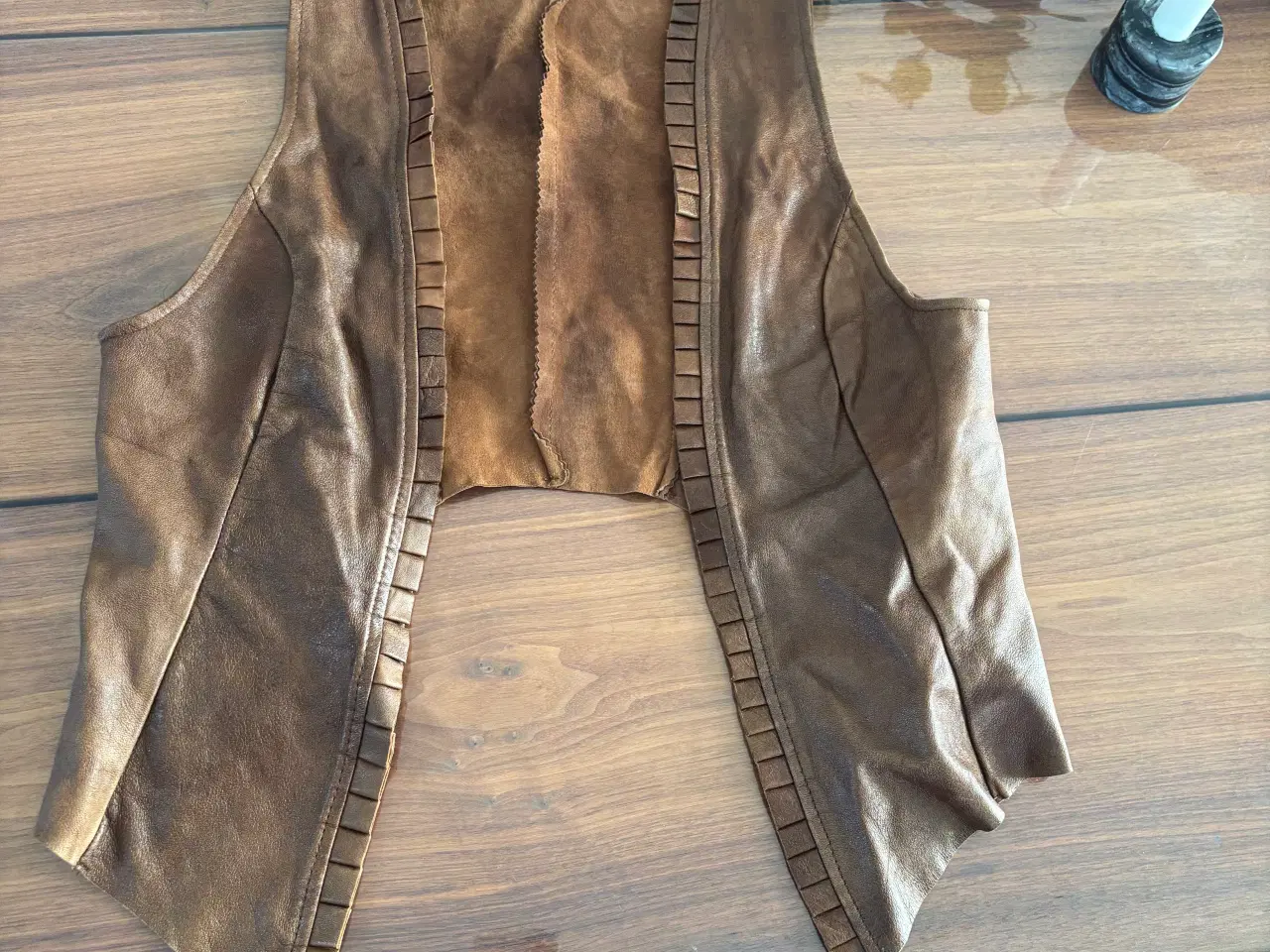 Billede 2 - Lædervest cognac str L