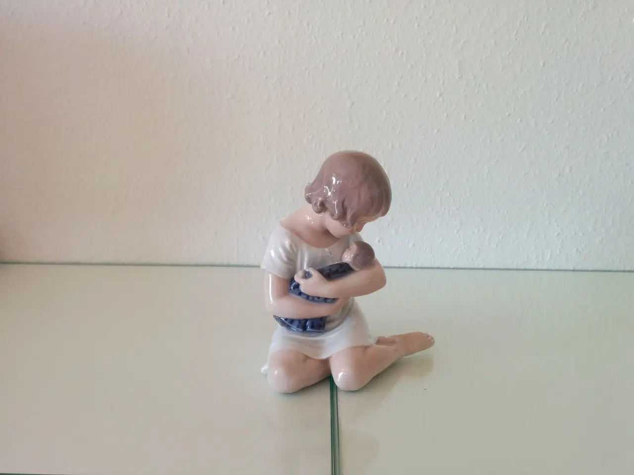 Billede 1 - Royal Copenhagen 1938, børne figur