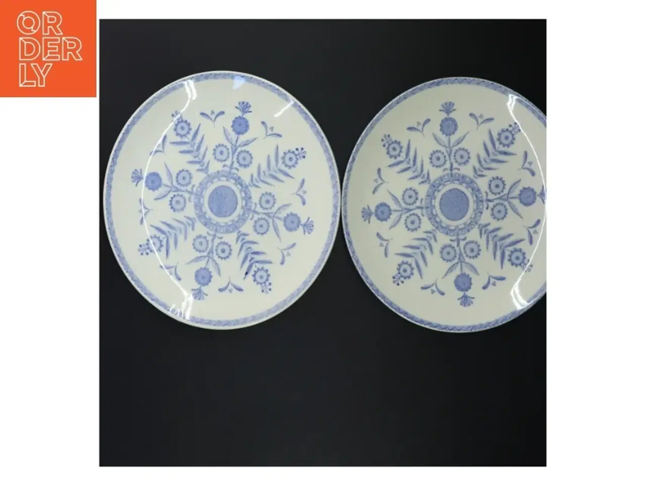 Billede 5 - Porcelænstallerkener med blå blomstermønster fra Stavangerflint (str. Ø 24 cm)