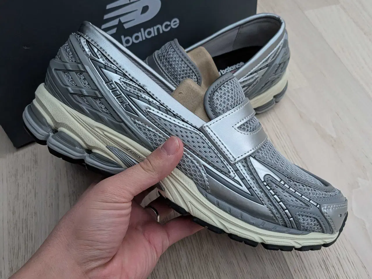 Billede 2 - New balance 1906L loafers metallic silver 