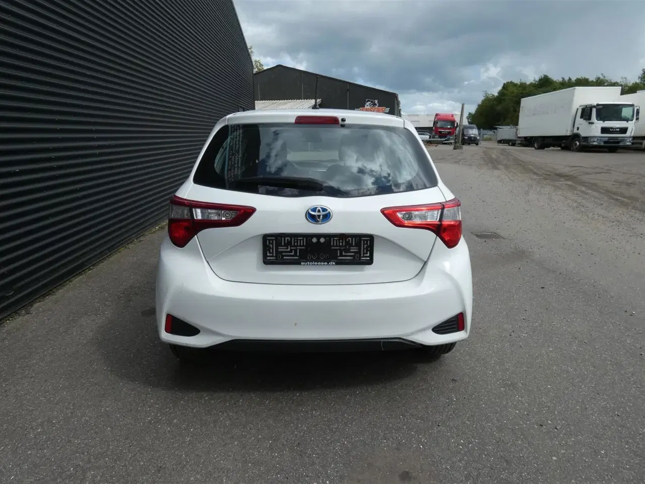 Billede 6 - Toyota Yaris 1,5 Hybrid H2 E-CVT 100HK 5d Trinl. Gear