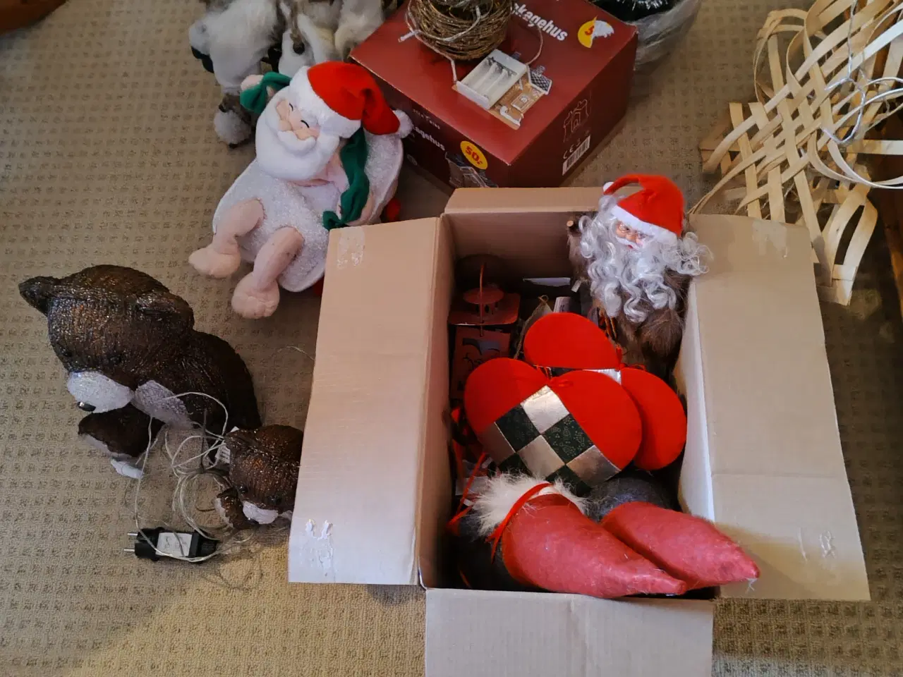 Billede 2 - oprydningssalg af julepynt